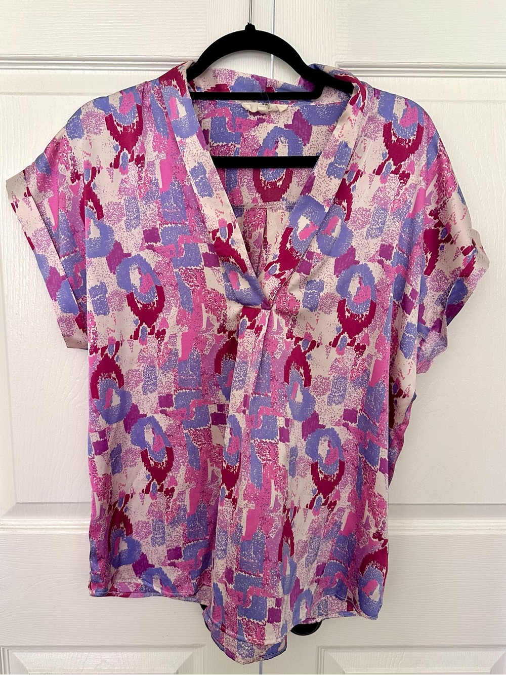entro Pink & Lavender Abstract Print V-Neck Blouse